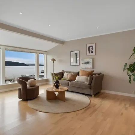 Διαμέρισμα Exclusive Overlooking The Fjord Μπέργκεν